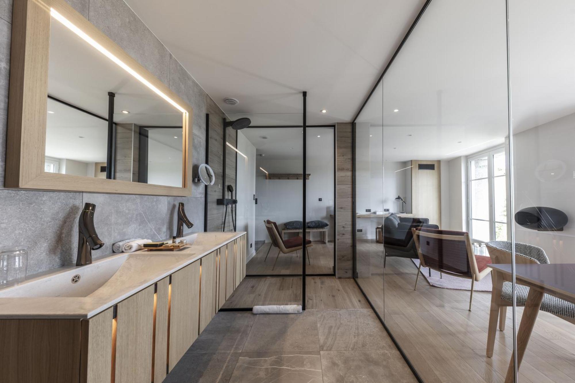 Hotel & Restaurant Origines Par Adrien Descouls - Teritoria Le Broc  Exterior photo