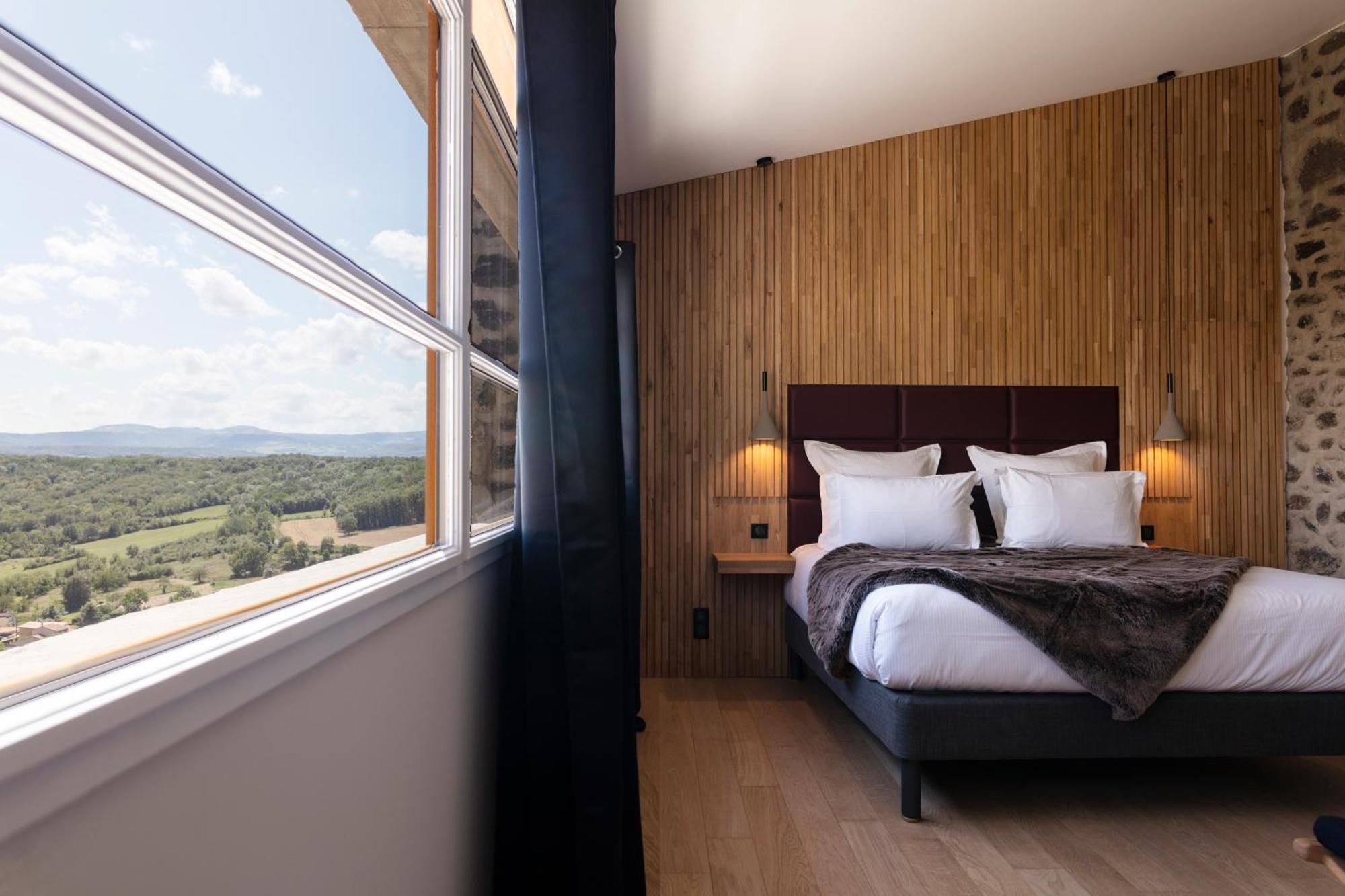 Hotel & Restaurant Origines Par Adrien Descouls - Teritoria Le Broc  Room photo