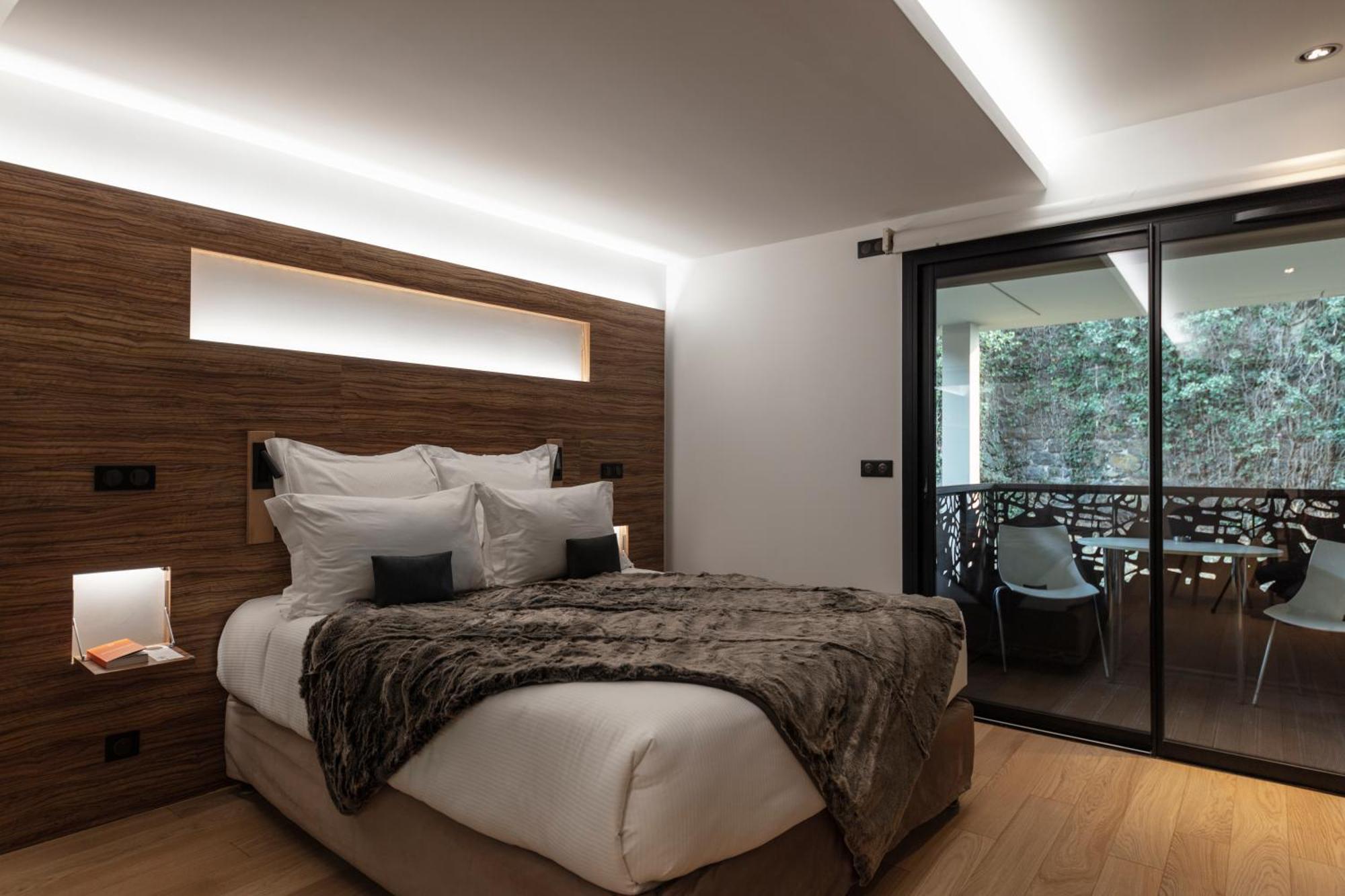 Hotel & Restaurant Origines Par Adrien Descouls - Teritoria Le Broc  Room photo